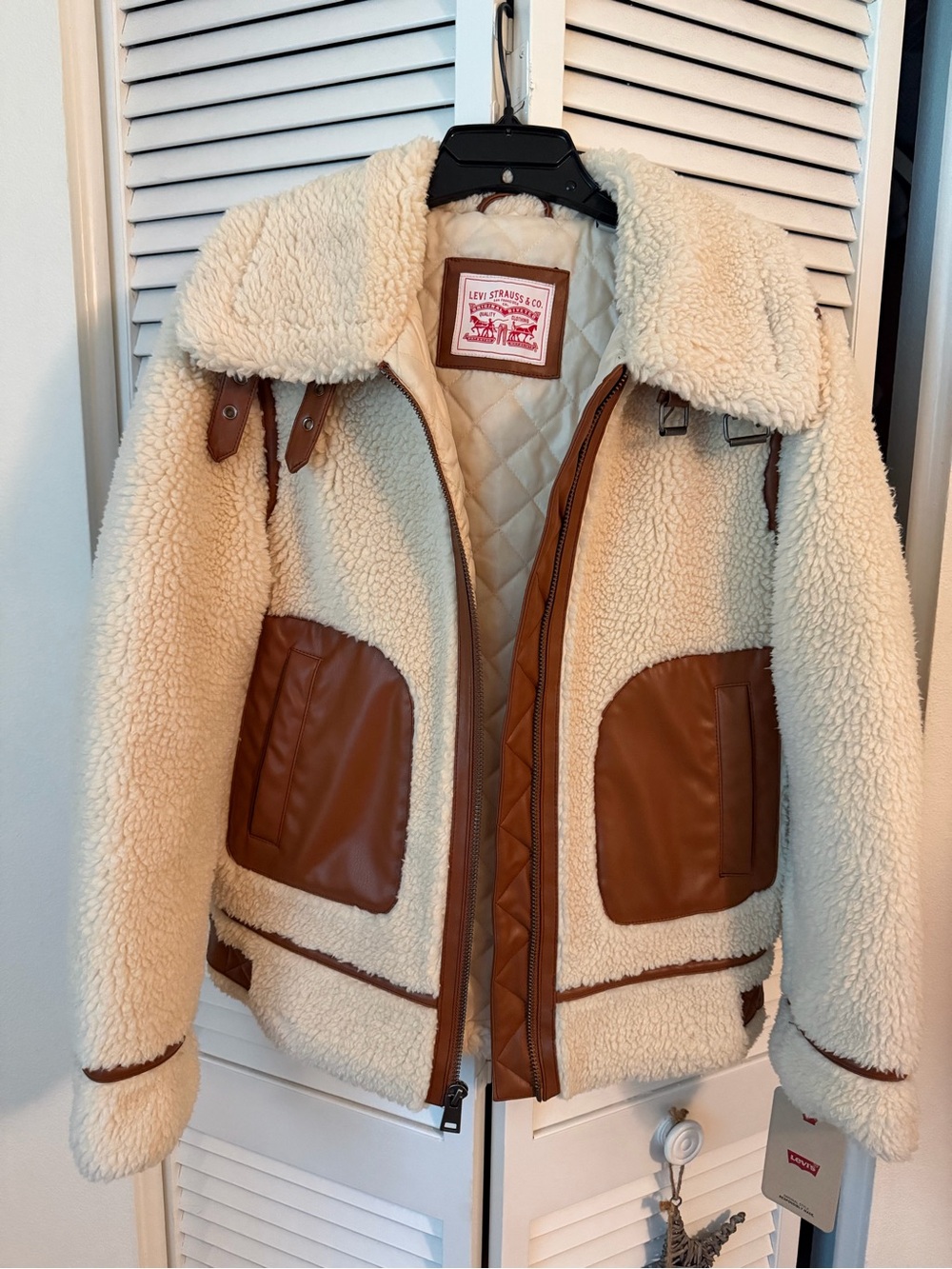 Levi's Faux Sherpa Moto Coat Jacket Women's size Med NWT